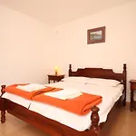 Apartman 6647a Starigrad Paklenica