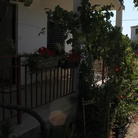 6647a Starigrad Paklenica