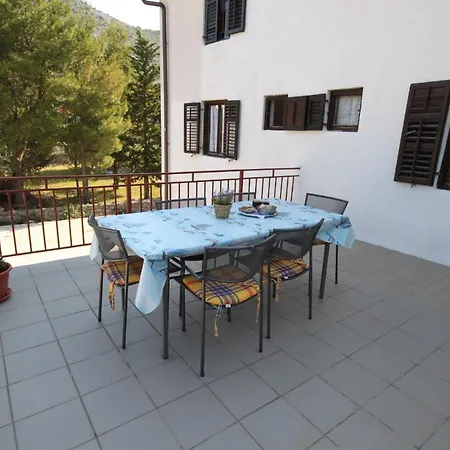 6647a Apartament